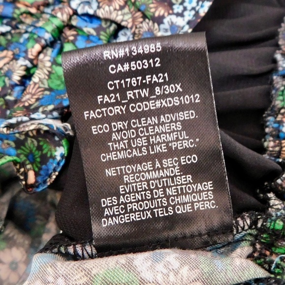 FOR LOVE AND LEMONS Alisa Top Floral Cropped Milkmaid Satin Smocked Small - Picture 13 of 14